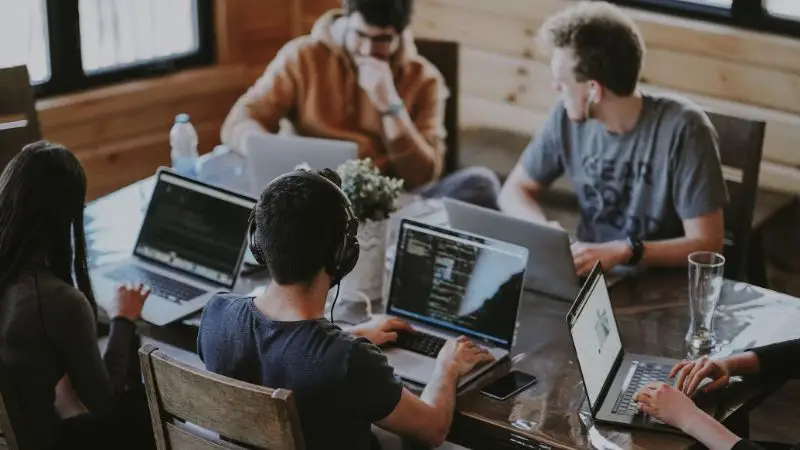 w fit, tags: software development - images.unsplash.com